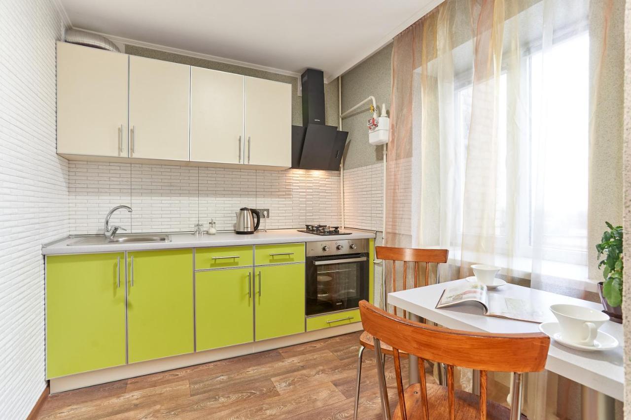 "Domino" 4 Apartments Charkov Buitenkant foto